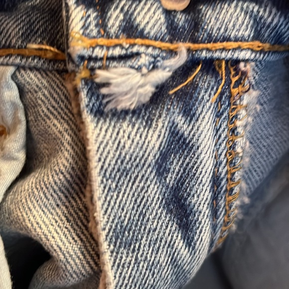 Vintage Levi’s 910 USA MADE High Waisted Cuffed denim jean shorts Size 11 EUC - Picture 7 of 7